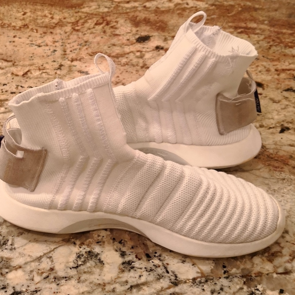 White Crazy 1 adv sock pk running shoes